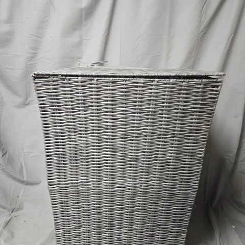 RATTAN LAUNDRY HAMPER