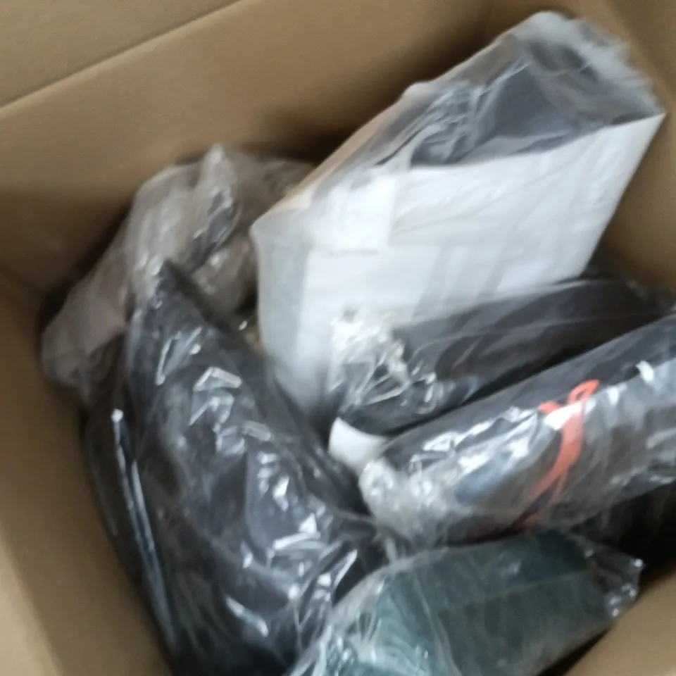 APPROXIMATELY 15 ASSORTED CLOTHING ITEMS IN VARIOUS SIZES, COLOURS & STYLES TO INCLUDE BRANDS SUCH AS RUTH LANGSFORD, CENTIGRADE, BRENDA EDWARDS, ETC - COLLECTION ONLY