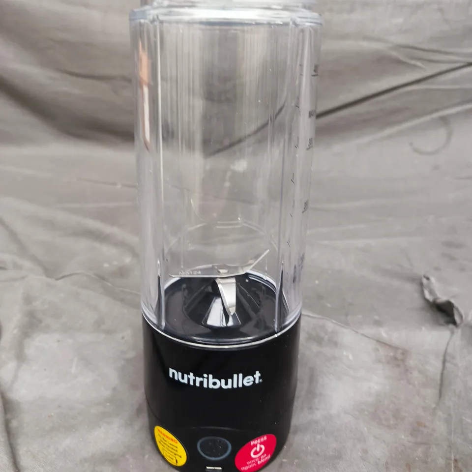 NUTRIBULLET PORTABLE BLENDER 