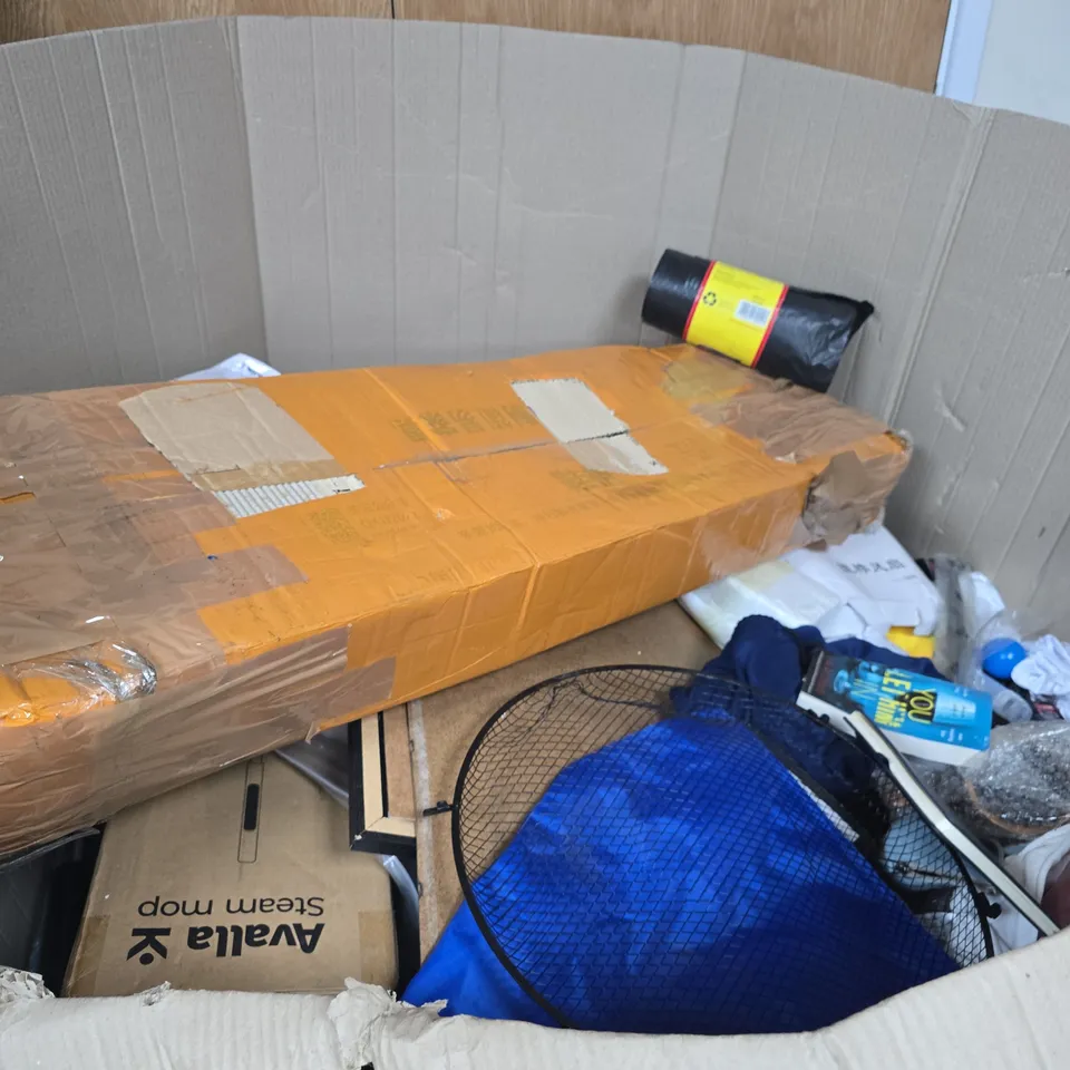 PALLET OF A LARGE QUANTITY OF ASSORTED ITEMS INCLUDING 16 INCH STAND FAN , PET COOLING MAT , FASHION NECK FAN AND STEAM MOP 
