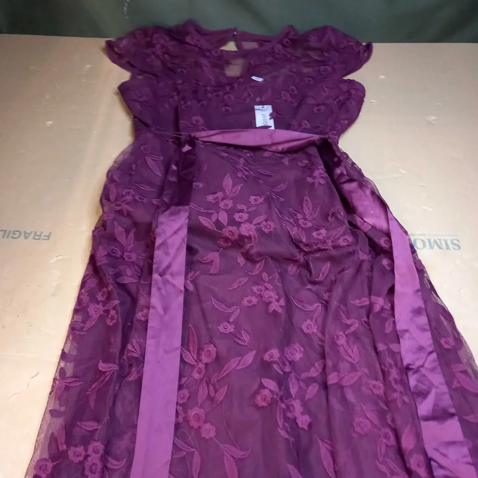 ALL OVER EMBROIDERED CUP SLEEVE MIDI DRESS SIZE 14