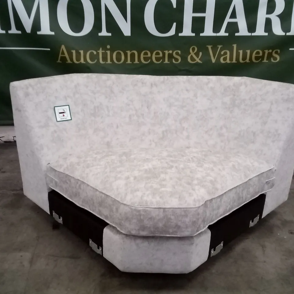 QUALITY DESIGNER RENDEZVOUS CORNER SECTION OYSTER