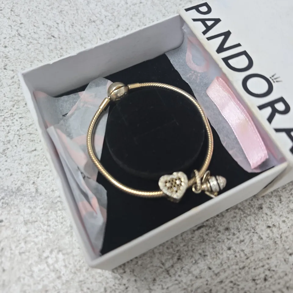 PANDORA GOLD-TONE BRACELET WITH HEART CHARM – BOXED