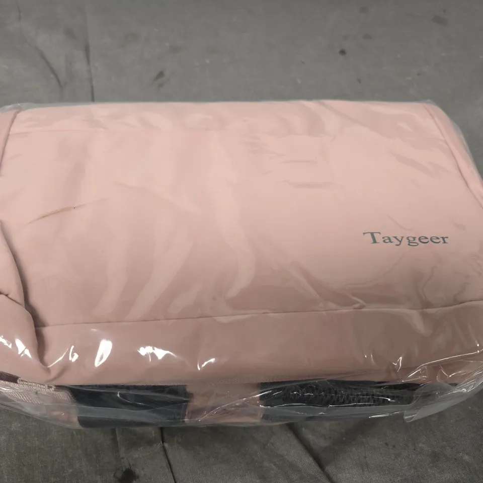 TAYGEER PINK DUTY BAG 