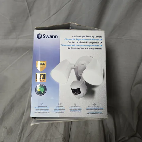 SWANN 4K FLOODLIGHT POWERED WI-FI SECURITY CAMERA