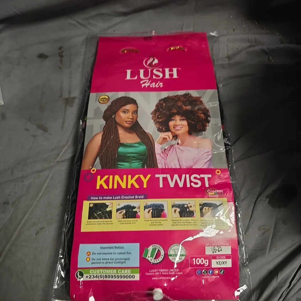 APPROXIMATELY 12 ASSORTED HEALTH AND BEAUTY PRODUCTS INCLUDING COCONUT OIL HAIR MASK , LUSH HAIR EXTENSION AND ASSORTED SCRUNCHIES 