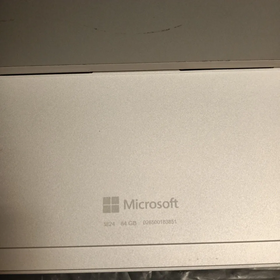 MICROSOFT SURFACE TABLET 64GB 