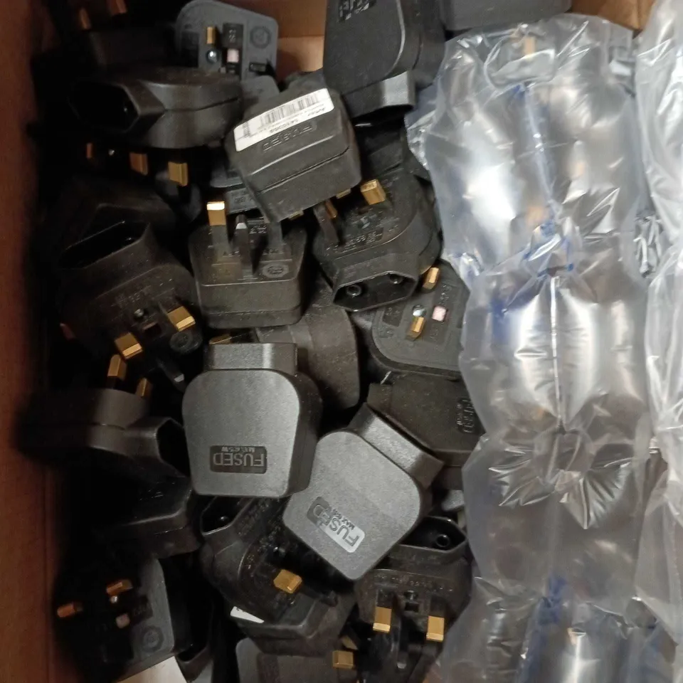 APPROXIMATELY 50 FIXED ADAPTER PIECES 