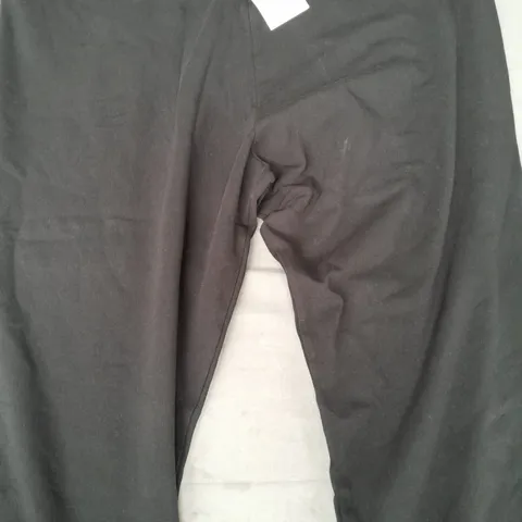 SEASALT CORNWALL SEA DANCE LEGGINGS IN BLACK SIZE 22