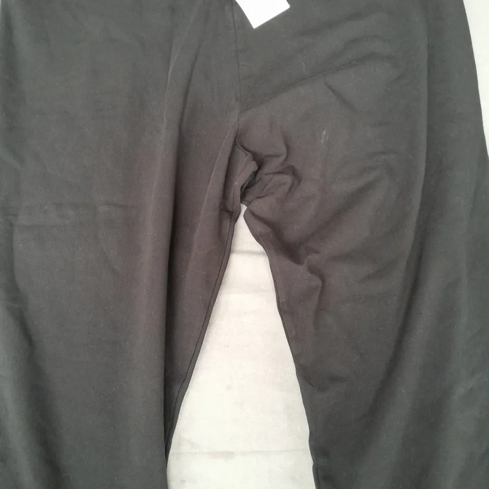 SEASALT CORNWALL SEA DANCE LEGGINGS IN BLACK SIZE 22