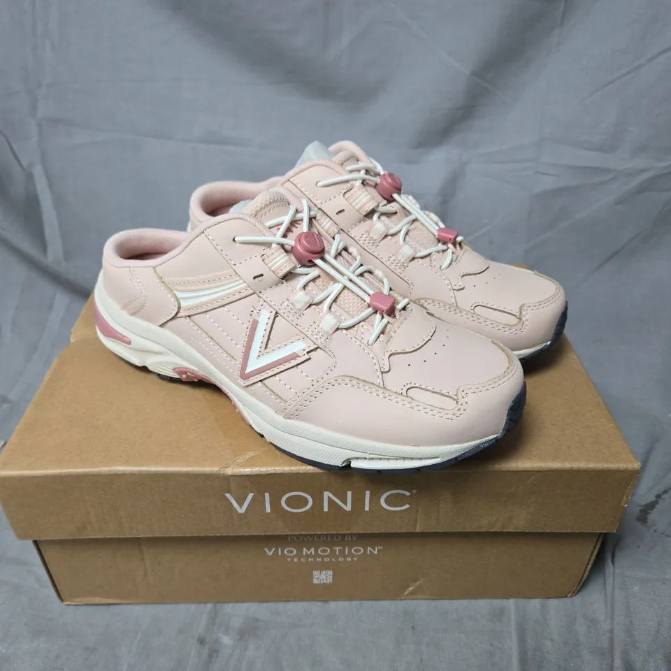 BOXED VIONIC 23 WALK LOAFER MULES IN CAMEO ROSE - SIZE 5