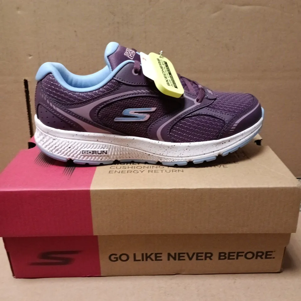 SKECHERS GO RUN CONSISTENT TRAINERS PLUM SIZE 3
