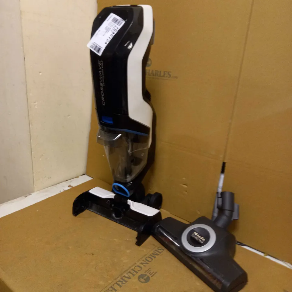 BISSELL CROSSWAVE CORDLESS MAX WET & DRY MULTI-SURFACE FLOOR CLEANER