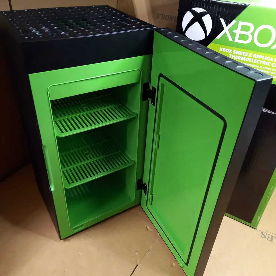BOXED X-BOX SEIRES X REPLICA MINI FRIDGE
