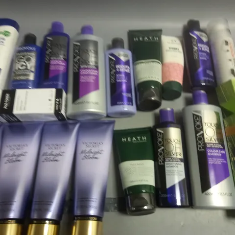 LOT OF APPROXIMATELY 20 ASSORTED HEALTH AND BEAUTY ITEMS TO INCLUDE PROVOKE CONDITIONER, VICTORIAS SECRET MIDNIGHT BLOOM AND HEATH FACE WASH