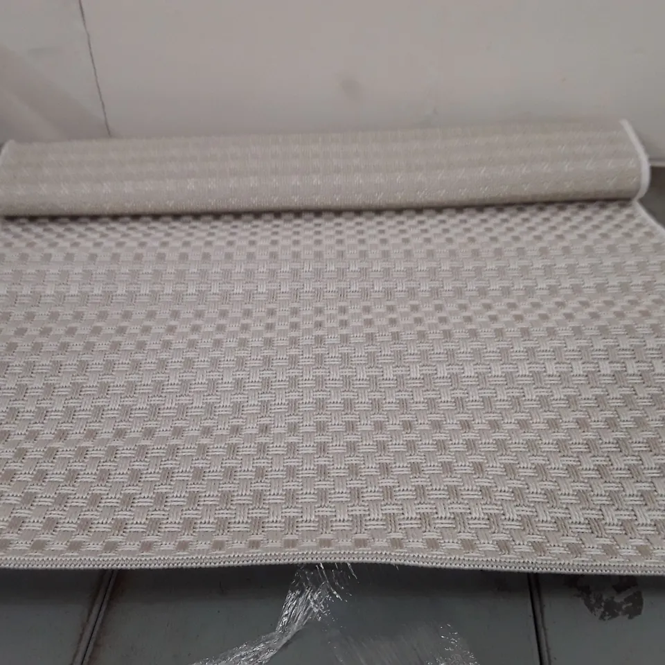 BRAND NEW PACO HOME WHITE RUG 80 X 150CM