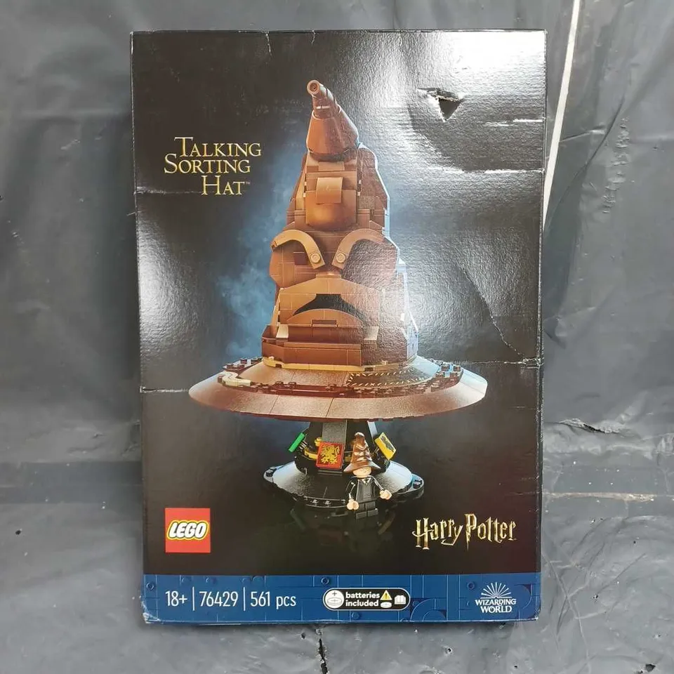 BOXED LEGO HARRY POTTER TALKING SORTING HAT - 76429