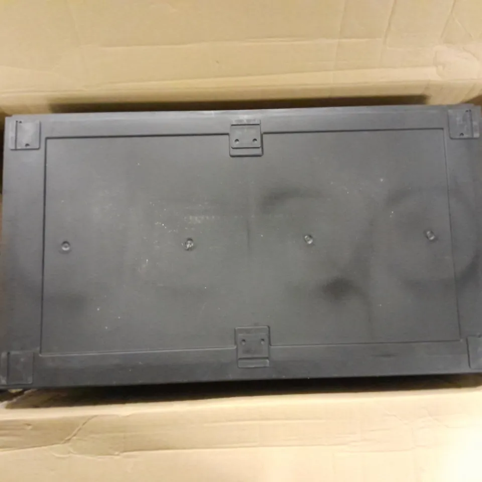 BOXED TERRY JLINE-268 CABINET WITH 2 DOORS AND 3 INTERNAL SHELVES