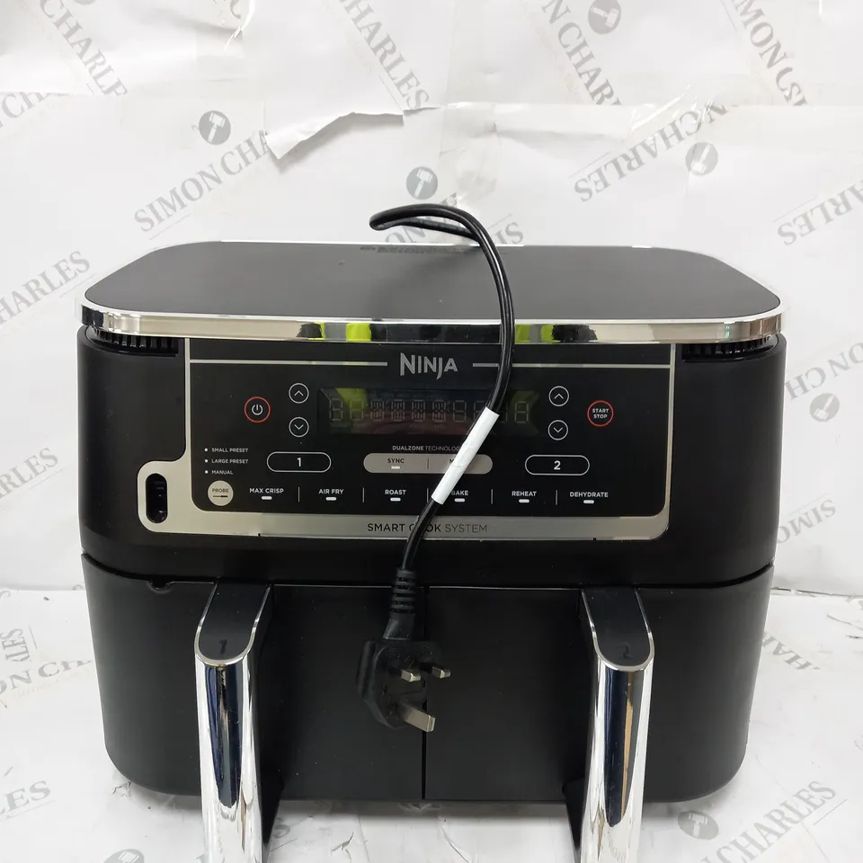 BOXED NINJA FOODI MAX 9.5L DUAL ZONE AIRFRYER AF451UK