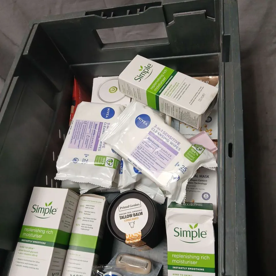 APPROXIMATEY 20 ASSORTED HEALTH AND BEAUTY PRODUCTS TO INCLUDE - SIMPLE REPLENISHING RICH MOISTURIZER.