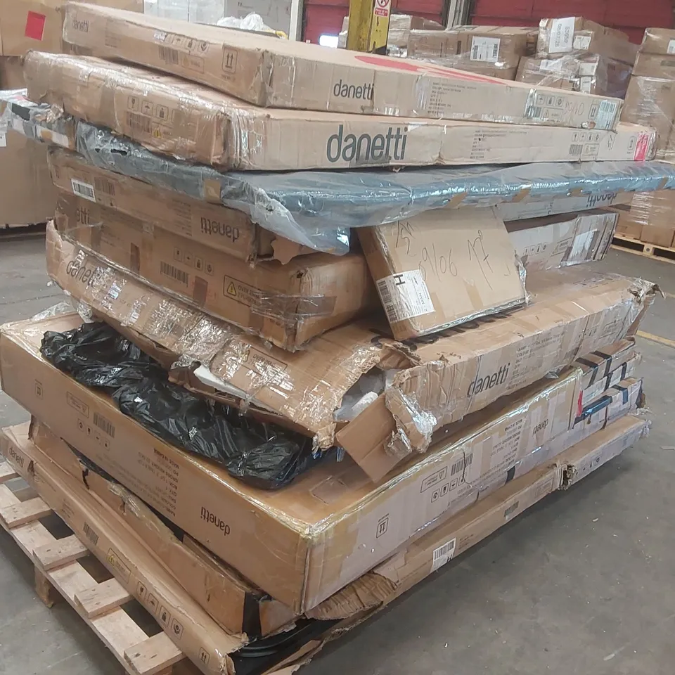 PALLET CONTAINING A LARGE QUANTITY OF ASSORTED DANETTI FURNITURE PARTS