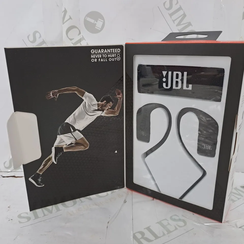 BOXED JBL GRIP 500 WIRELESS SPORT HEADPHONES