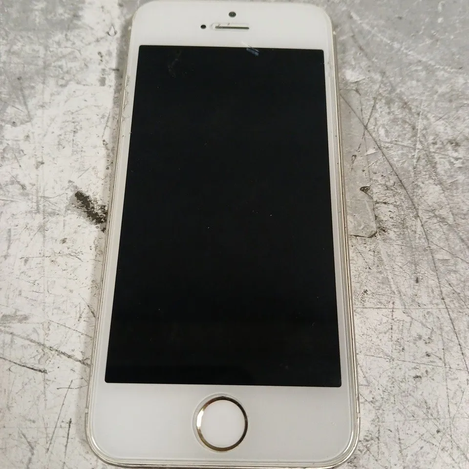 APPLE IPHONE 5S (A1533)