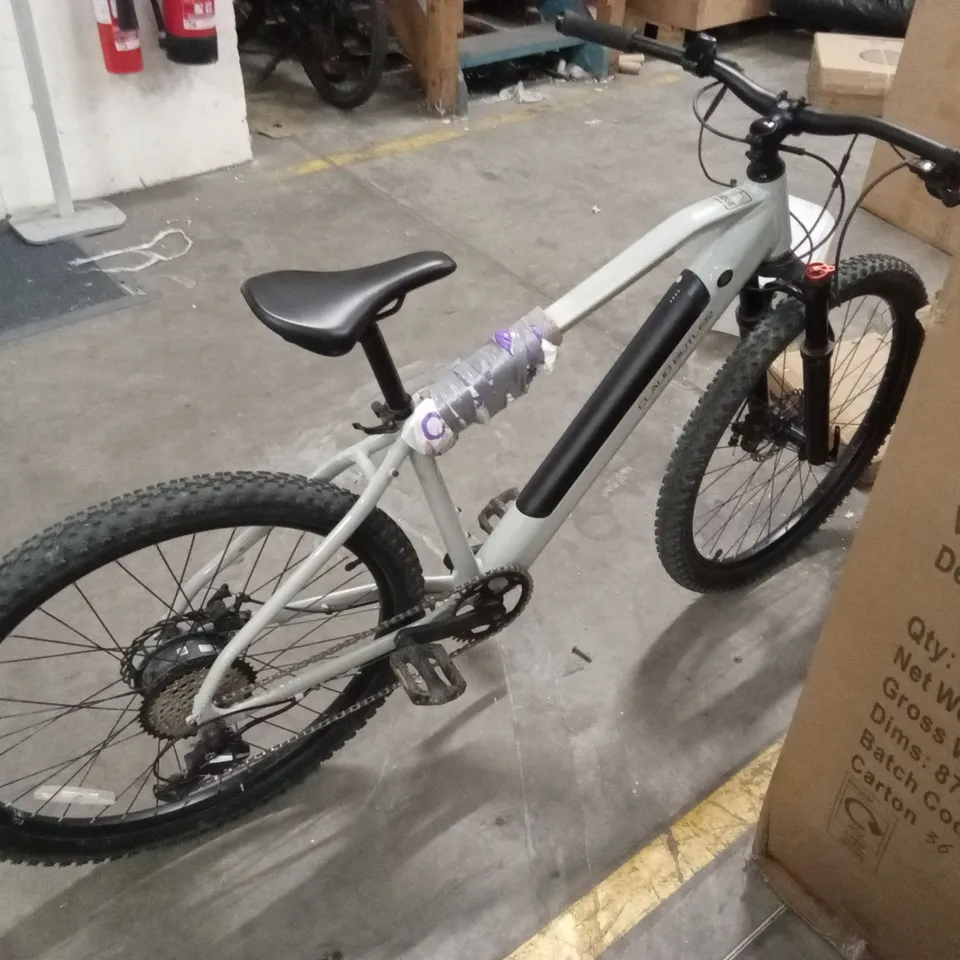 CLAUDE BUTLER RIDGE 1.0, MEDIUM FRAME, ELECTRIC MOUNTAIN BIKE RRP £1399