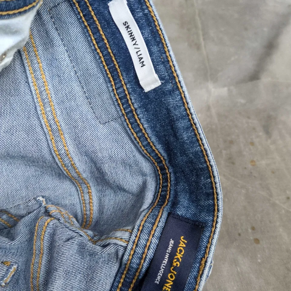 JACK & JONES JEANS INTELLIGENCE SKINNY JEANS – UK 32 (W32/L34) 