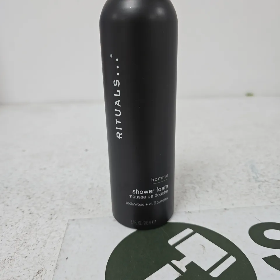 RITUALS SHOWER FOAM FOR MEN – CEDARWOOD + VITAMIN E, 200 ML