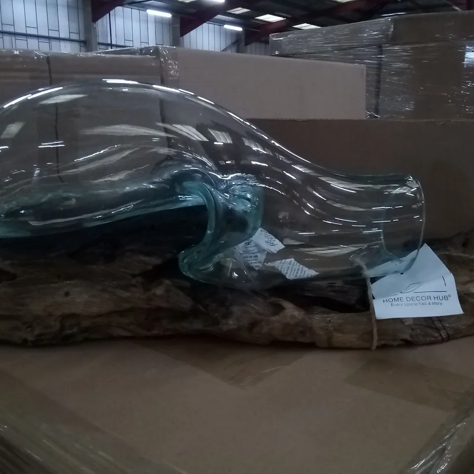 BRAND NEW BOXED HANGING WOOD/GLASS SCULPTURE 