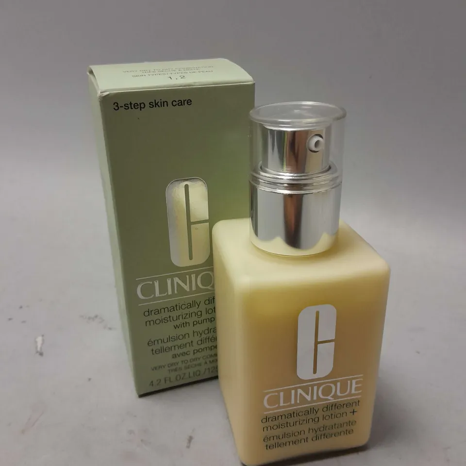 CLINIQUE DRAMATICALLY DIFFERENT MOISTURISING LOTION+ 125ML WITH PUMP