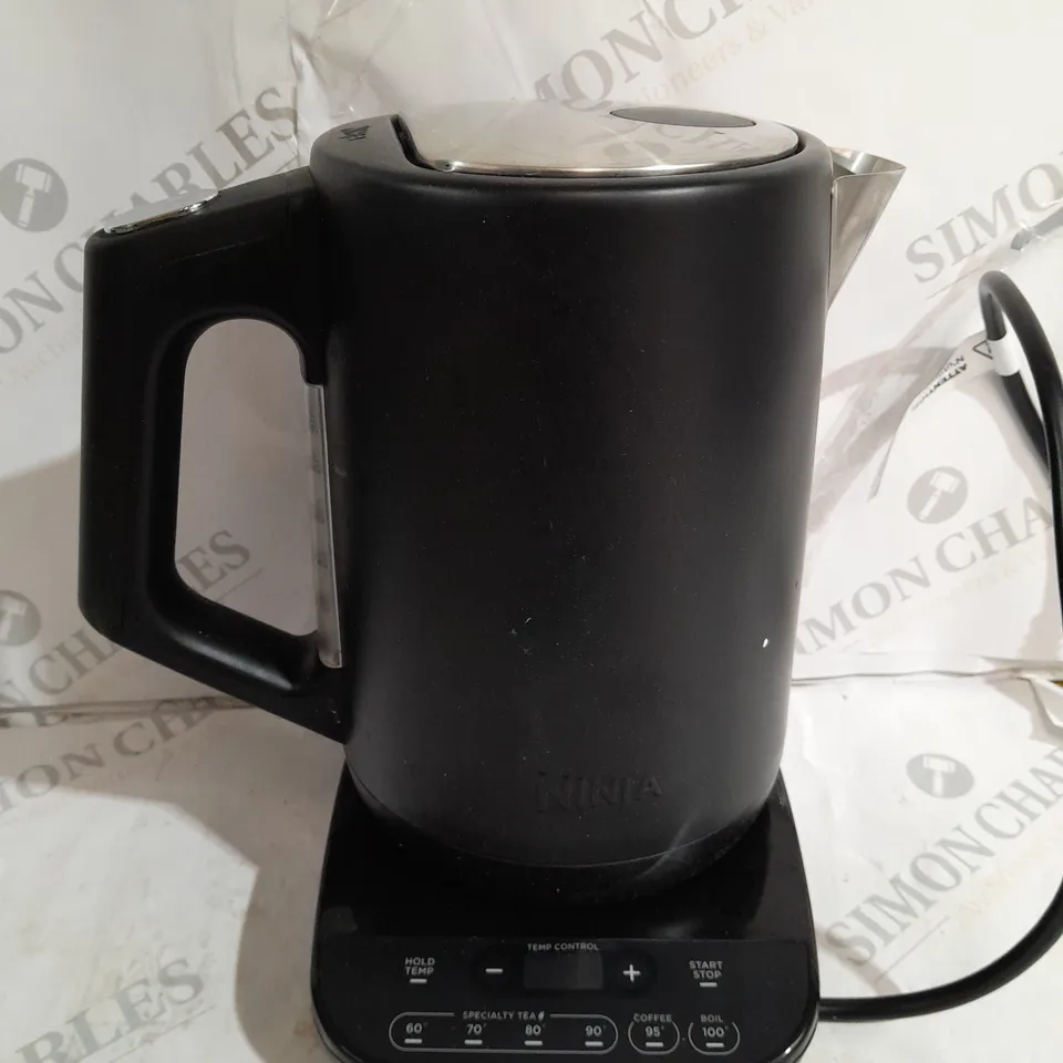 BOXED NINJA PERFECT TEMPERATURE KETTLE KT200UK