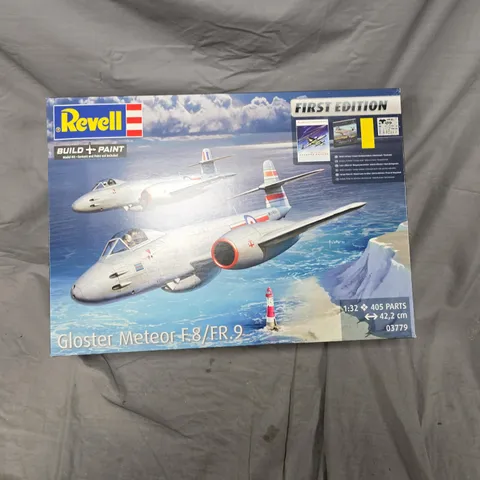 REVELL GLOSTER METEOR F.8/FR.9 MODEL KIT 1:32 – FIRST EDITION (BOXED)