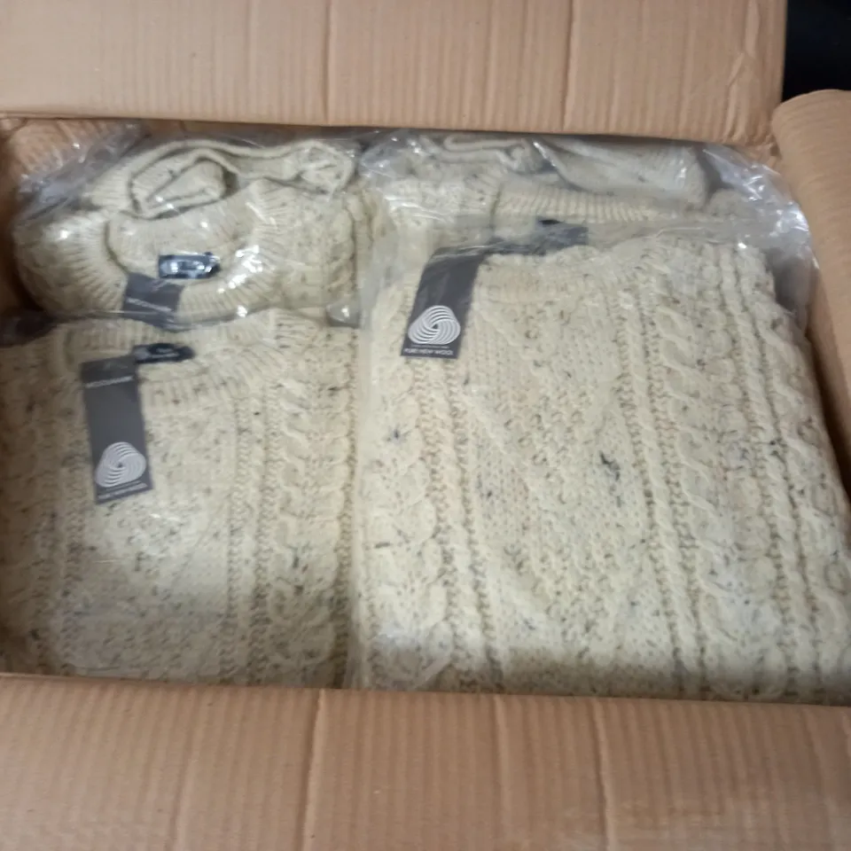 LOT OF APPROXIMATELY 10 AS NEW PURE NEW WOOL JUMPERS - ALL M