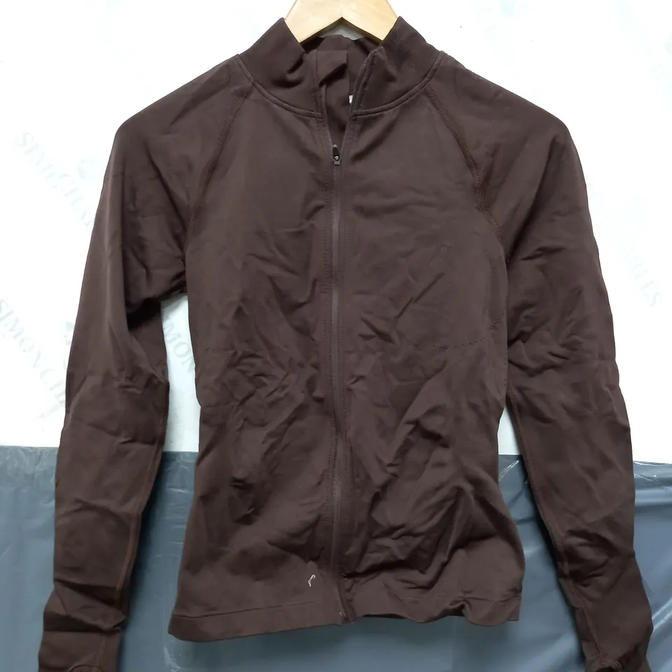 GYMSHARK SWEAT SEAMLESS ZIP UP JACKET IN BROWN - LARGE