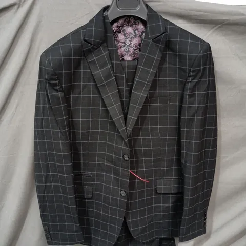 TRUCLOTHING MEN'S 3PCE SUIT IN BLACK CHECK – SIZE W: 44