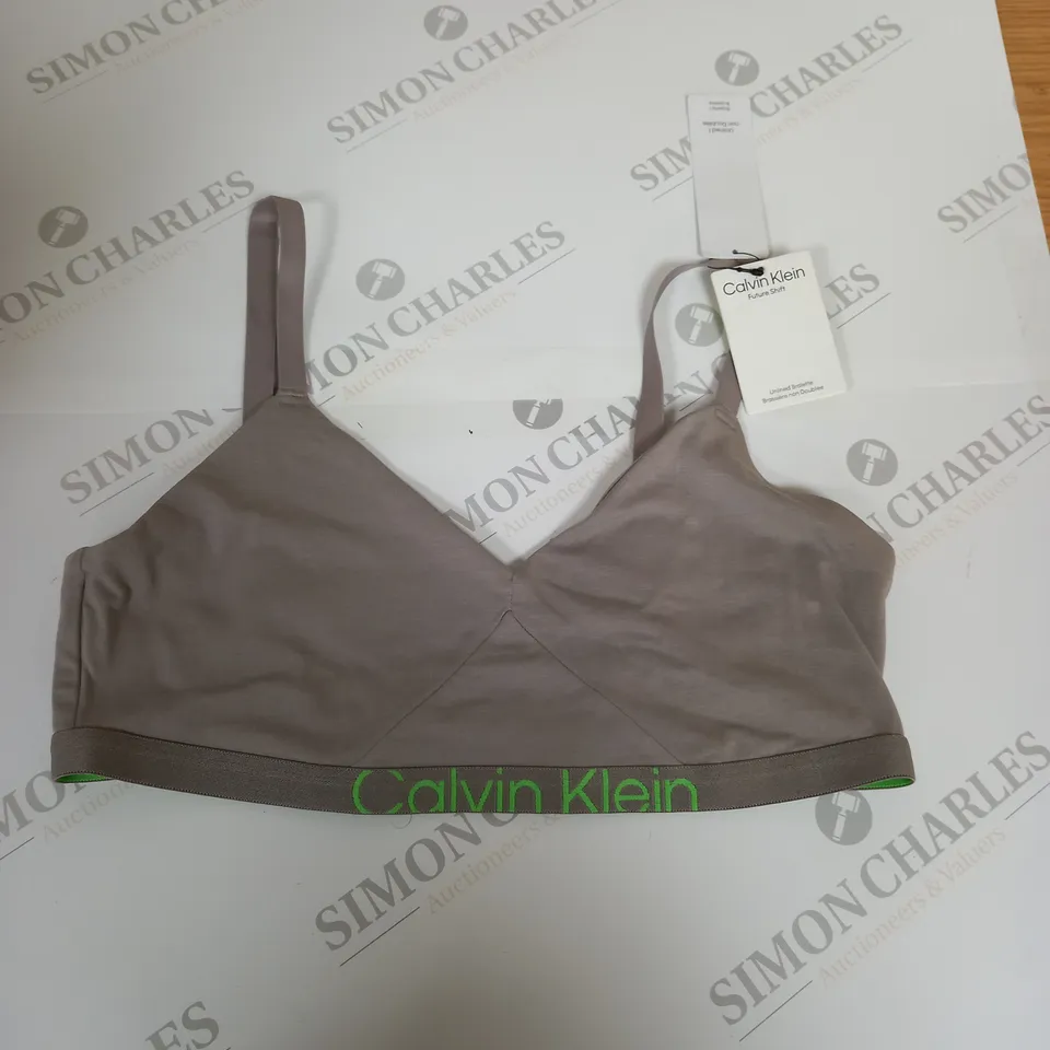 CALVIN KLEIN FUTURE SHIFT PET UNLINED BRALETTE -L