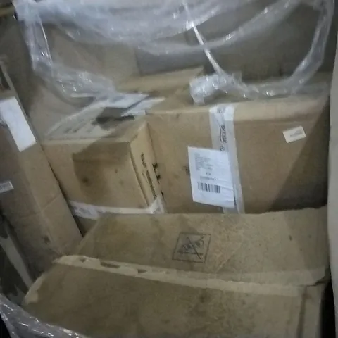 PALLET OF ASSORTED ITEMS INCLUDING BRITAIN ROMER, GARDEN PARASOL