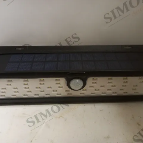 BOXED EZ SOLAR LED PREMIUM WALL LIGHT