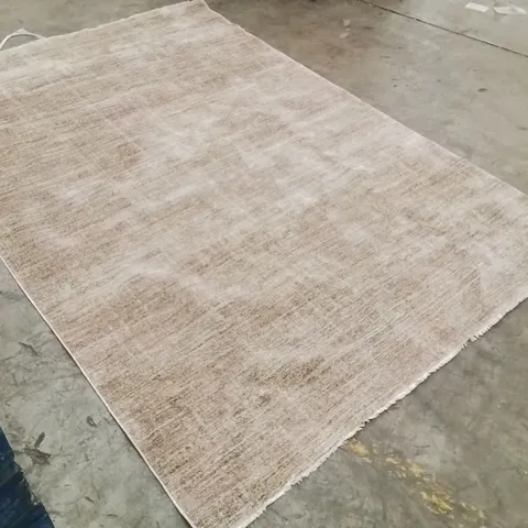 QUALITY DESIGNER AREA RUG - APPROXIMATELY 300X200CM