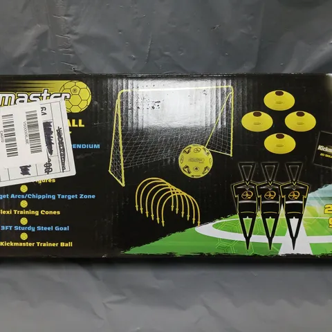 KICKMASTER ULTIMATE FOOTBALL CHALLENGE SET 