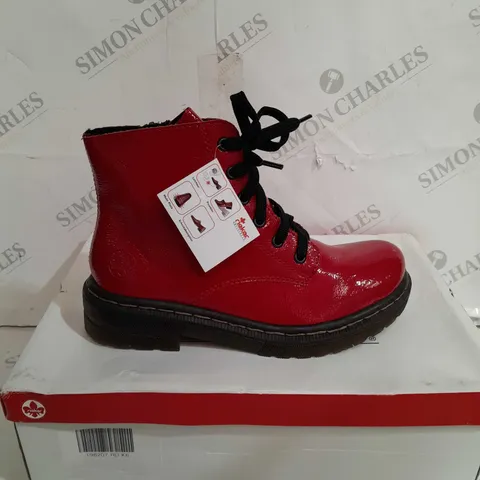 RIEKER LACE ANKLE BOOTS IN RED SIZE 6