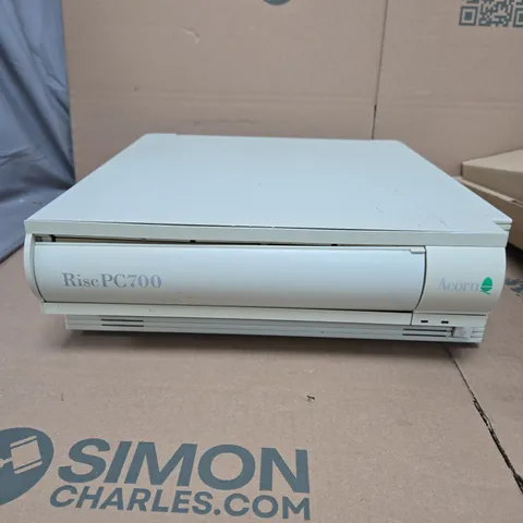 ACORN RISC PC 700 DESKTOP COMPUTER (WITH KEYBOARD)