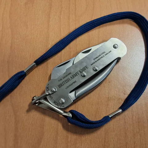 STAINLESS STEEL BRITISH ARMY KNIFE WITH LOCKSPIKE