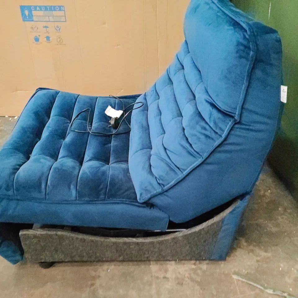 BLUE FABRIC ELECTRIC RECLINING ONE SEATER SOFA