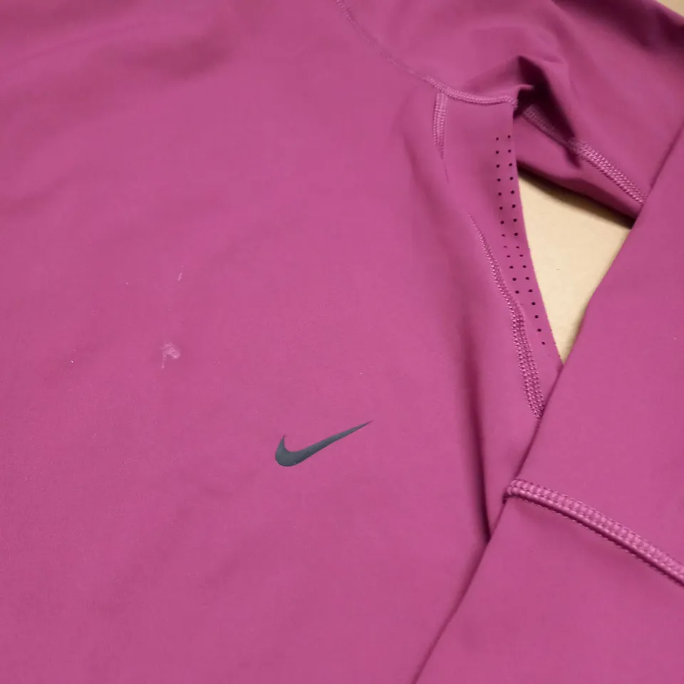 NIKE SLIM FIT LONG SLEEVED DRI-FIT SHIRT SIZE XL