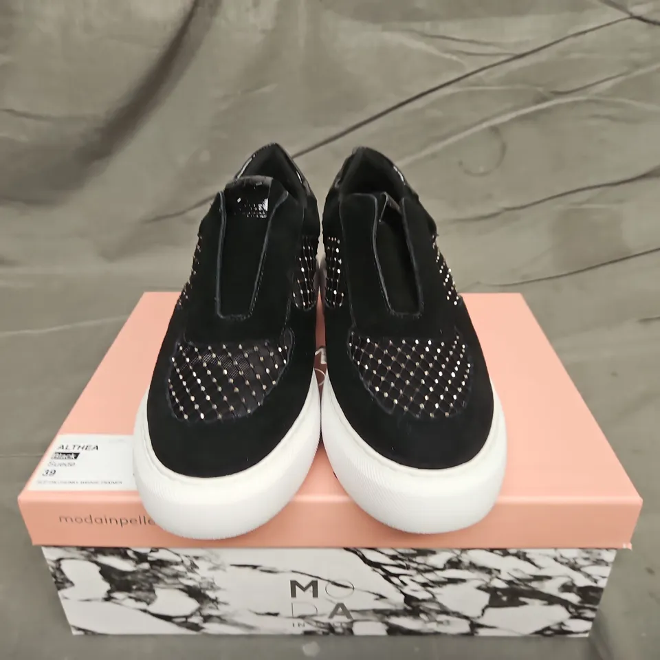 BOXED PAIR OF MODA IN PELLE BLACK SUEDE SLIP ON CHUNKY WEDGE TRAINERS - UK SIZE 39