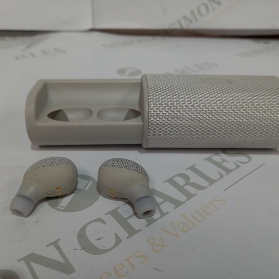JQM MODEL HX-EP910 WIRELESS EARPHONES