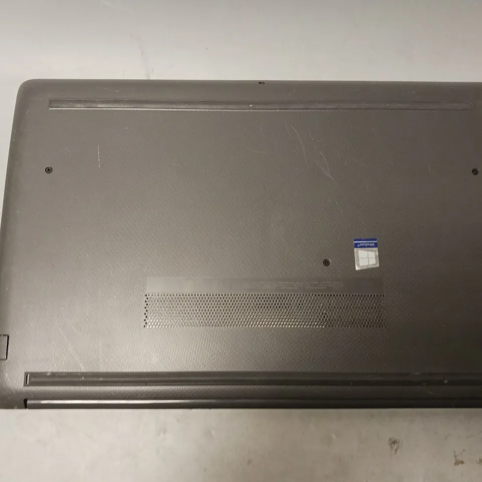 HP 250 G7 LAPTOP